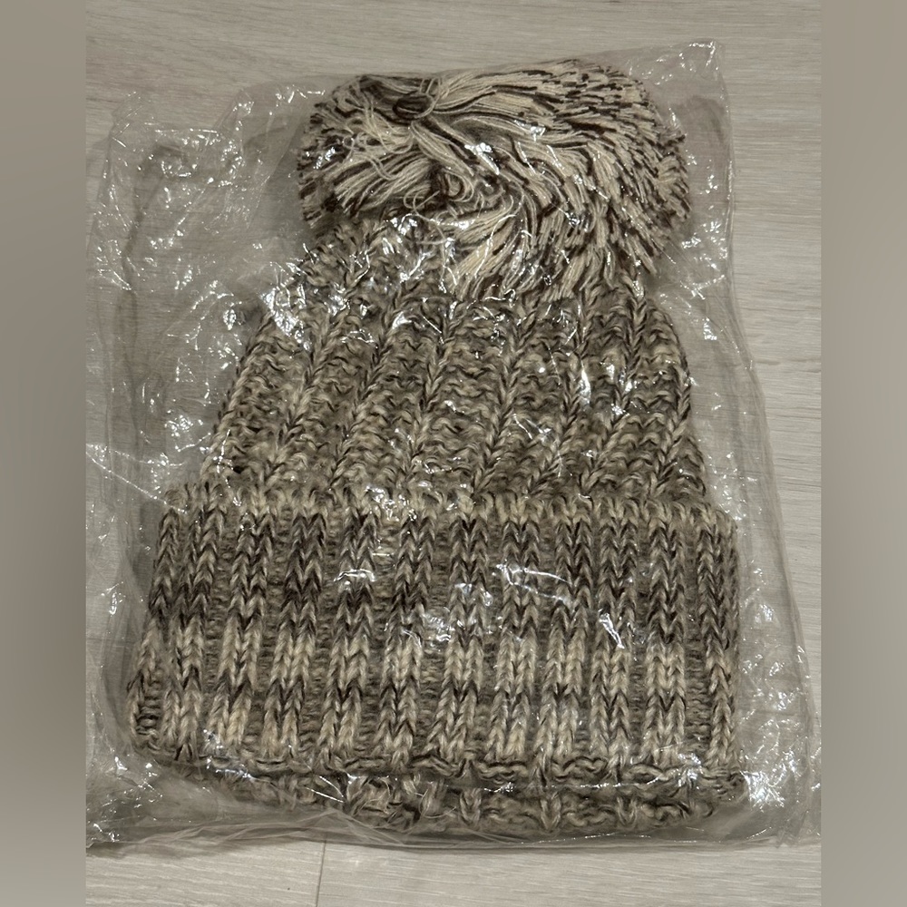 Women winter pom pom beanie